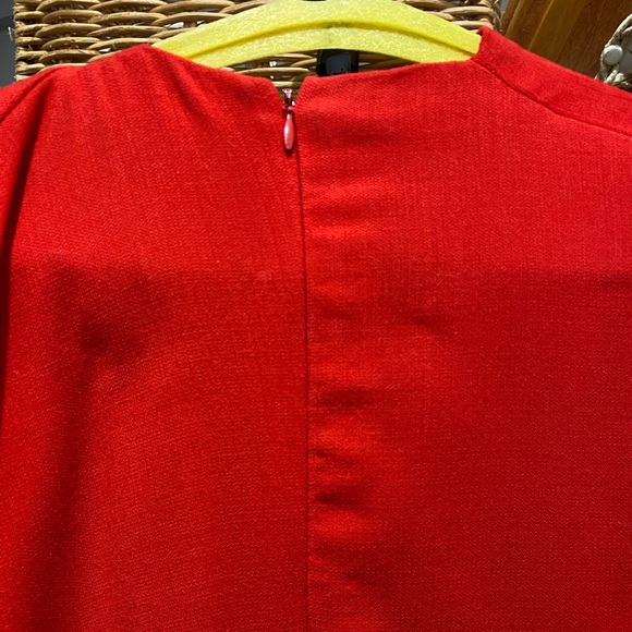 Per Se Red Cocktail Dress with optional belt - Picture 5 of 6